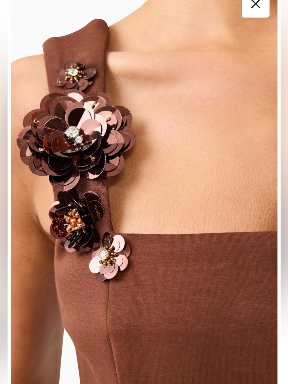 Elliatt Emma Floral Appliqué Cocktail Minidress in brown mahogany - Picture 2 of 9